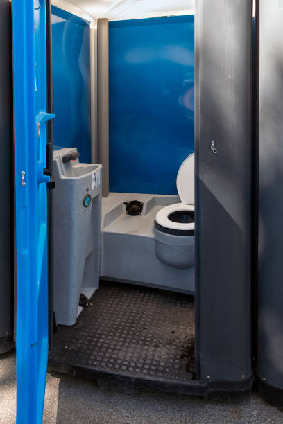 Best Portable toilet rental cost  in South Bend, IN