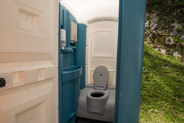 Porta potty delivery and setup in South Bend, IN